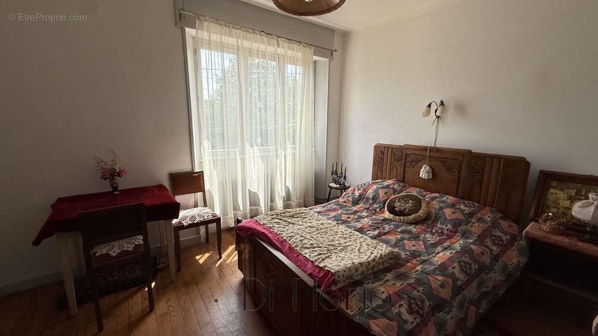 Provenchères-et-Colroy - Maison familiale 126 m2 avec dépendances et grand terrain - photo 12