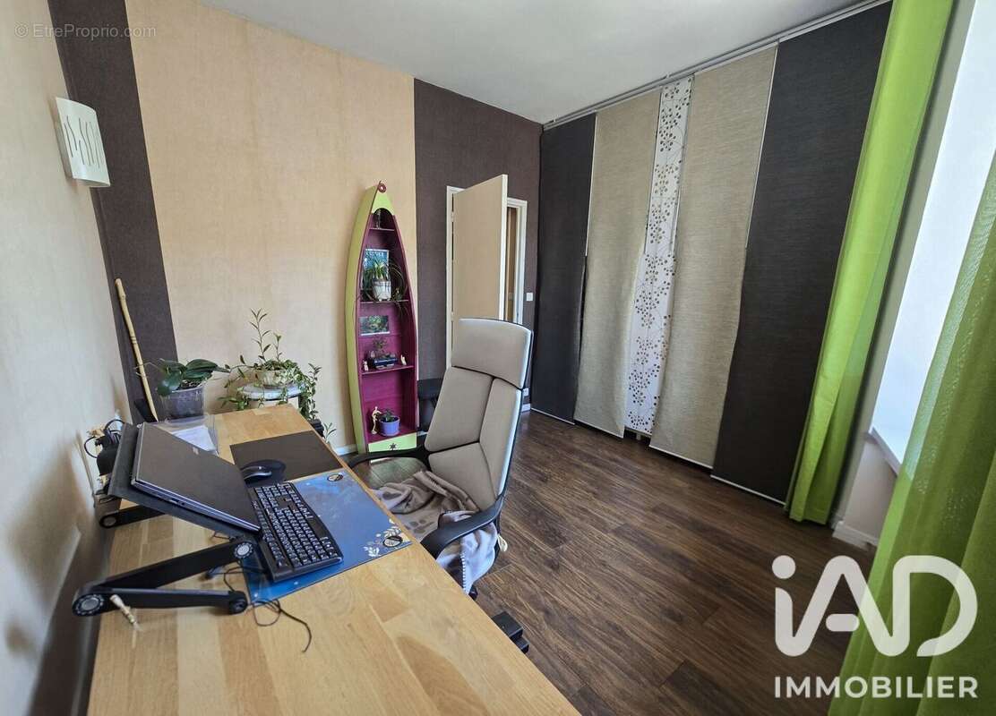 Maison 83 m² à Castres  - photo 7