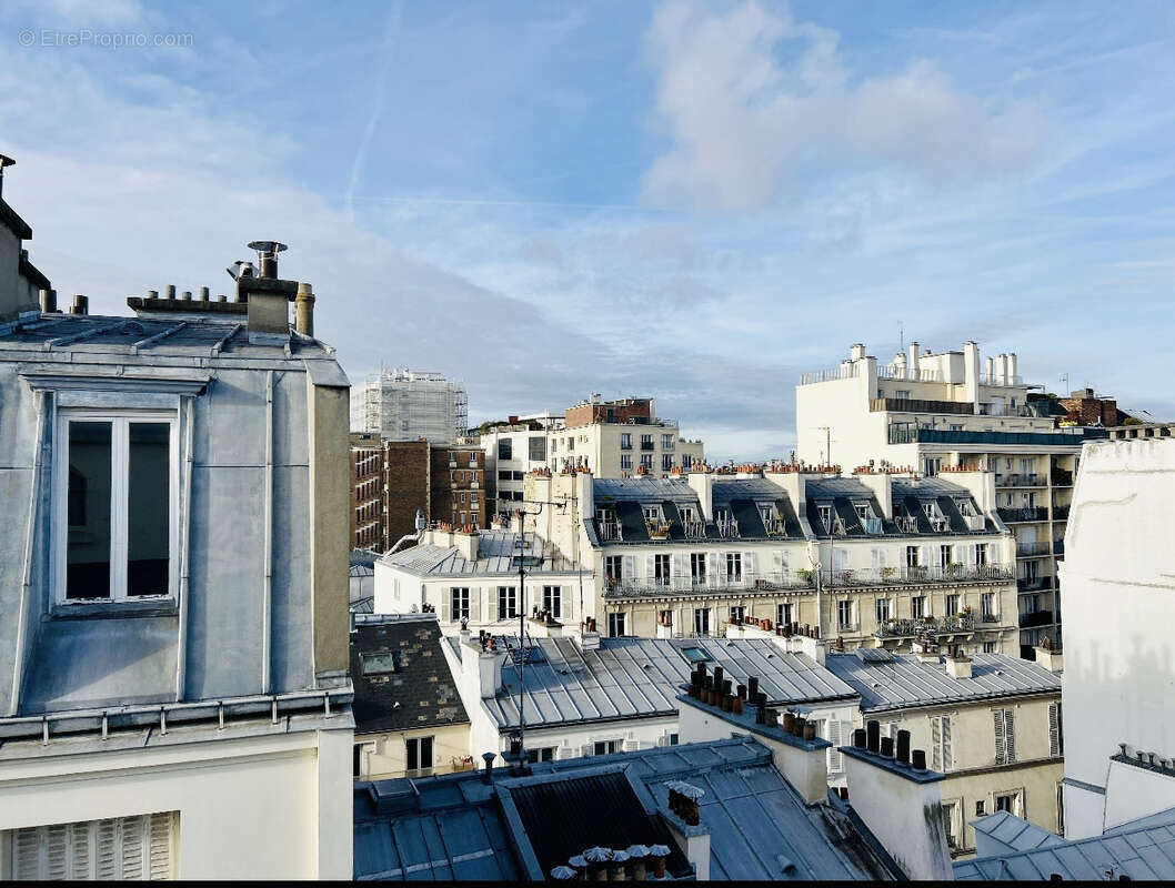 Appartement à PARIS-17E