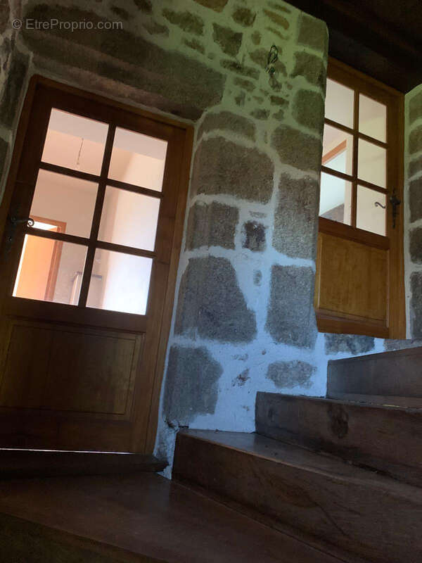 Maison à AMBRIERES-LES-VALLEES