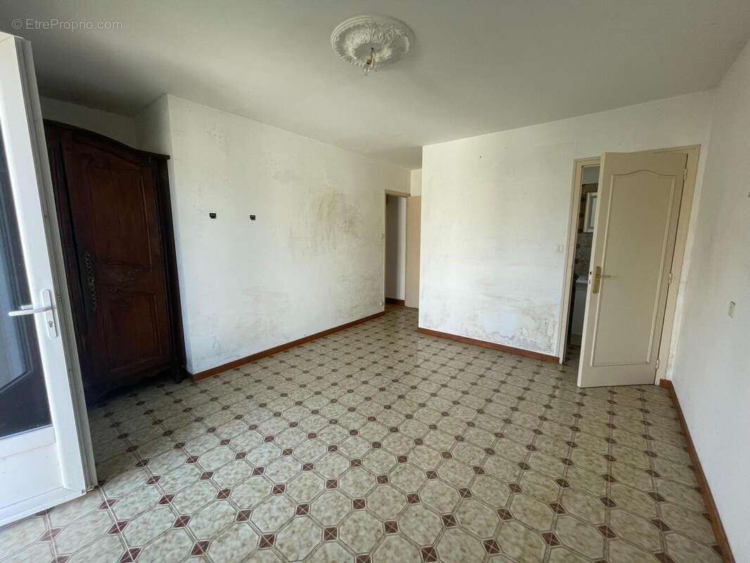 Photo 4 - Maison à CONTRE