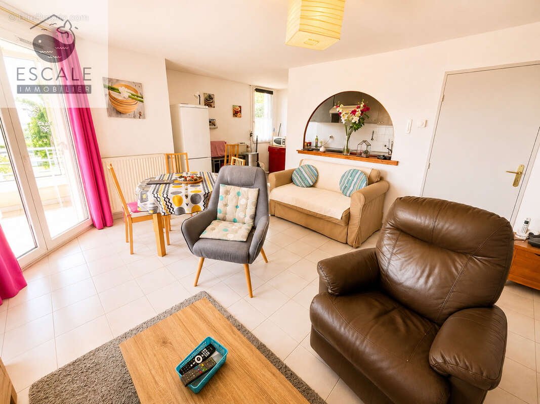 Vente type 3 + parking + garage en sus quartier chateau vert a sete - photo 8
