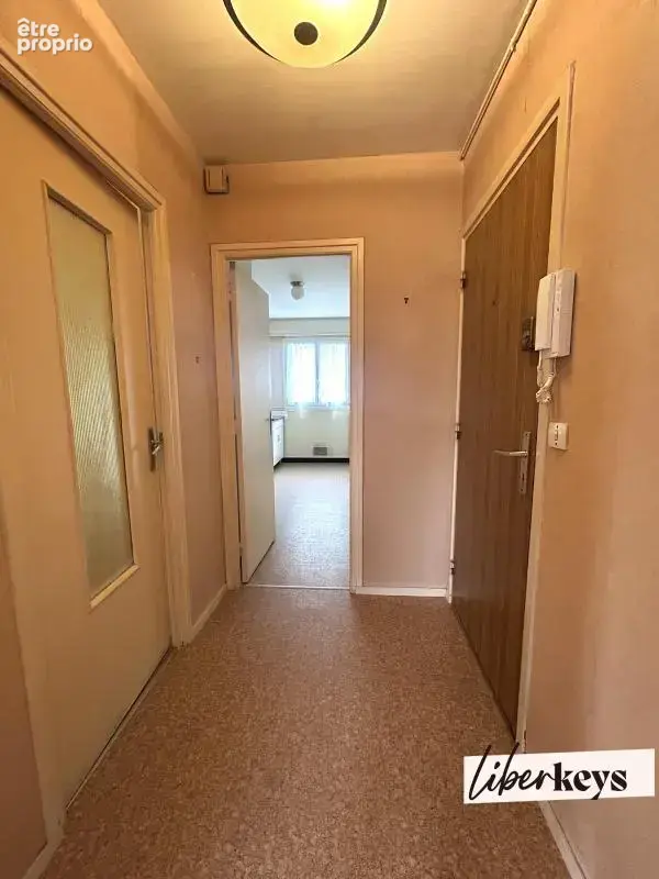 LANESTER-Appartement T4 -76m2- proche Naval Groupe - photo 2