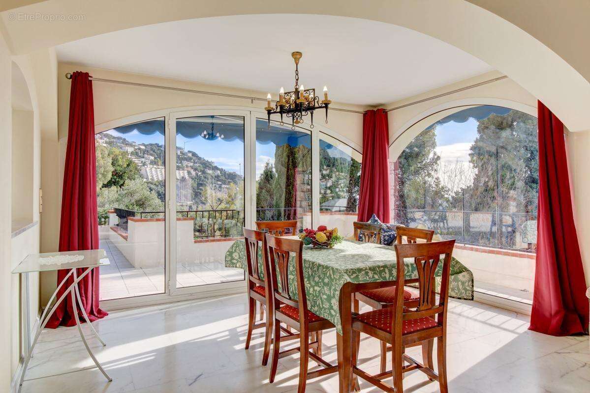 Maison à ROQUEBRUNE-CAP-MARTIN