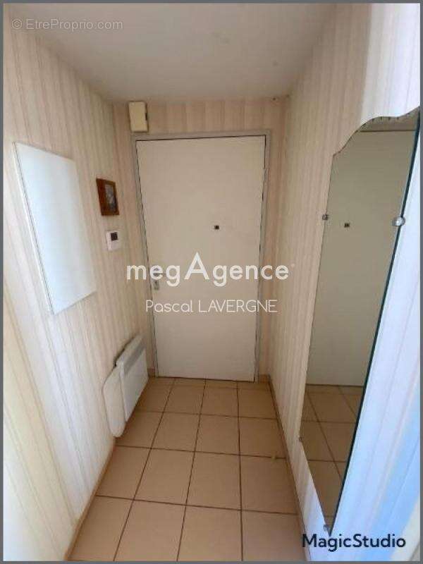 Appartement - Centre-ville de Saint-Gilles-Croix-de-Vie - photo 2