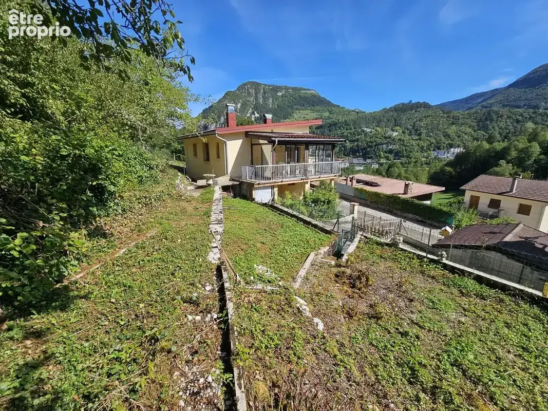 Maison à SAINT-CLAUDE