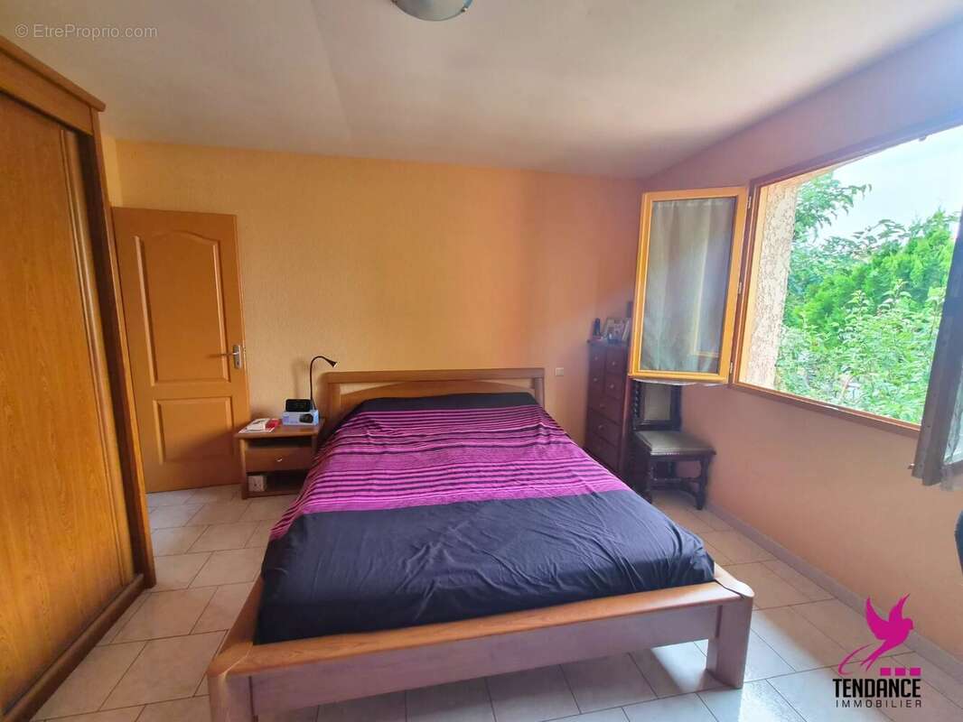 Maison T4 de 125 m² avec vue sur les Pyrénées et terrain de 3 550 m². - photo 6