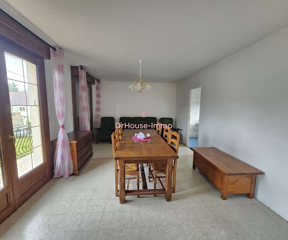 Maison 73 m² à Saint-Aubin-De-Locquenay  - photo 15