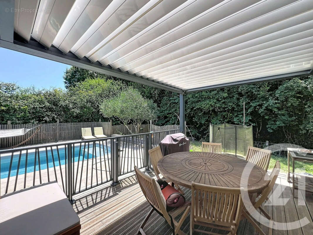 Maison 106 m² à Pavie  - photo 15