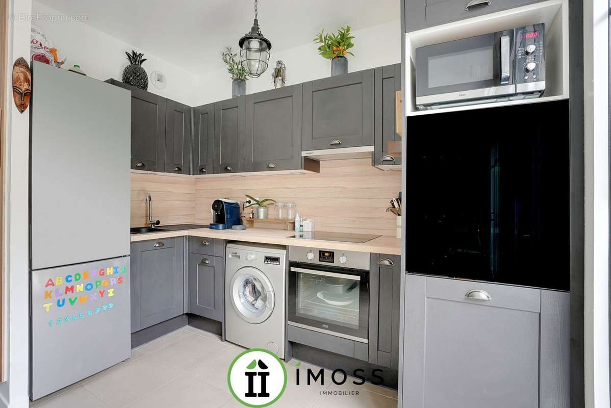 Appartement à LA GARENNE-COLOMBES