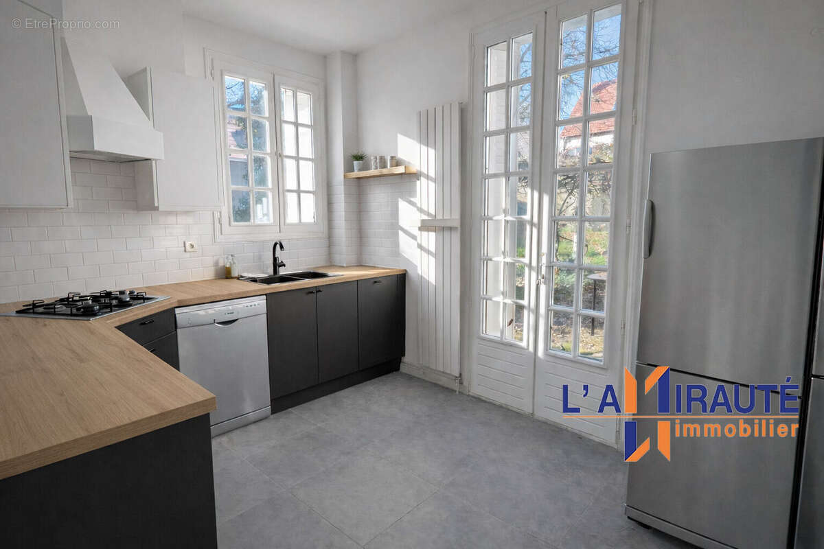 Maison à HOUILLES