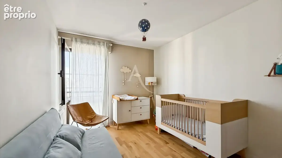 Puteaux - quartier volta - appartement familial rénové de 93 m² avec balcon et parking - photo 9