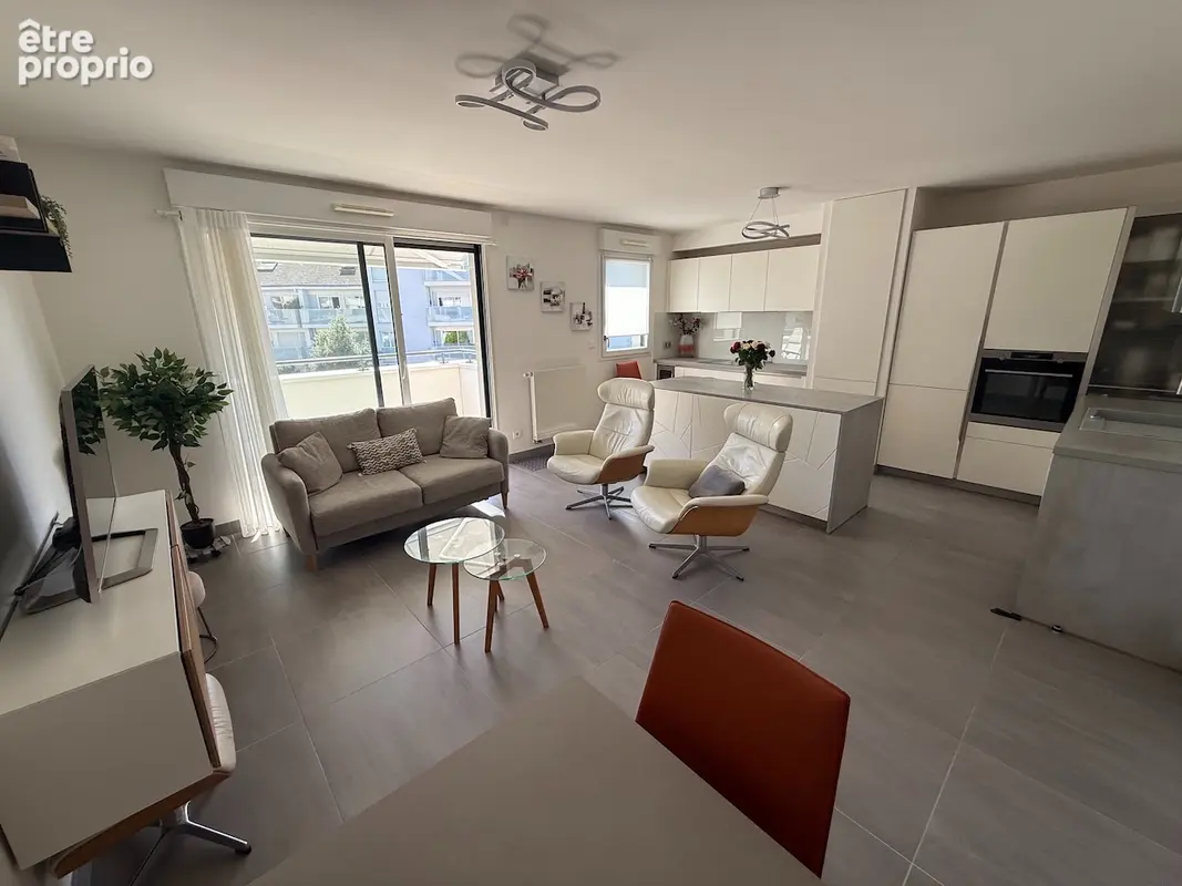 Le Pouliguen centre - Appartement T3 duplex en parfait état. - photo 2