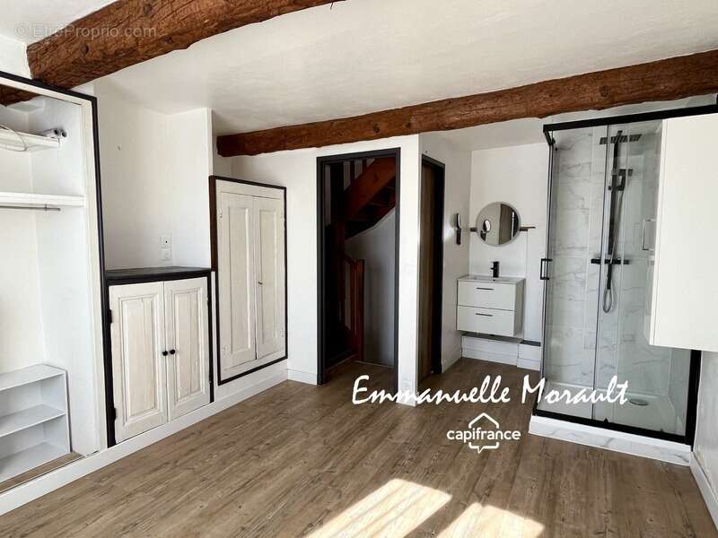 Maison à BAGNOLS-EN-FORET