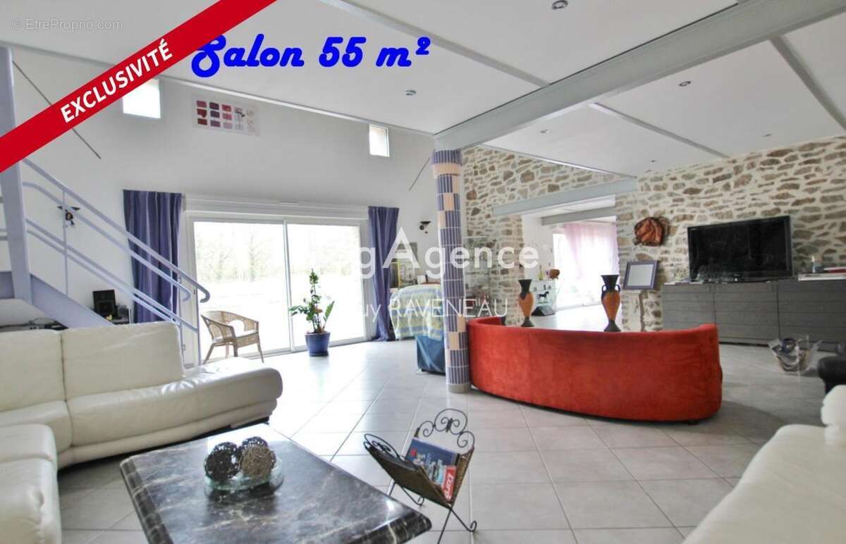 Maison à LONGUE-JUMELLES