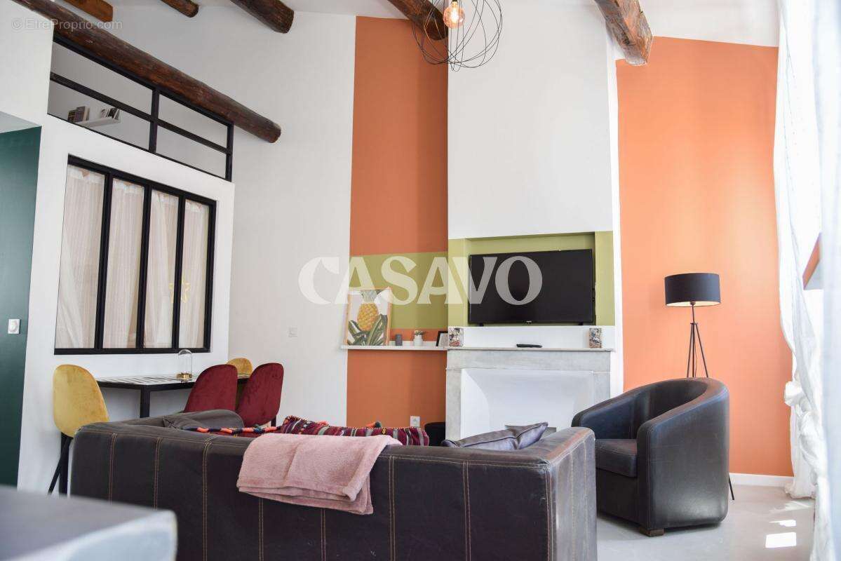 Appartement à MARSEILLE-1E