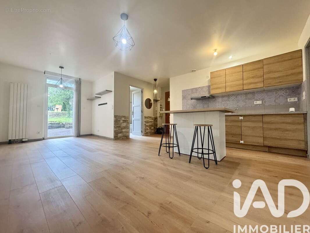 Photo 2 - Appartement à CHARLEVILLE-MEZIERES