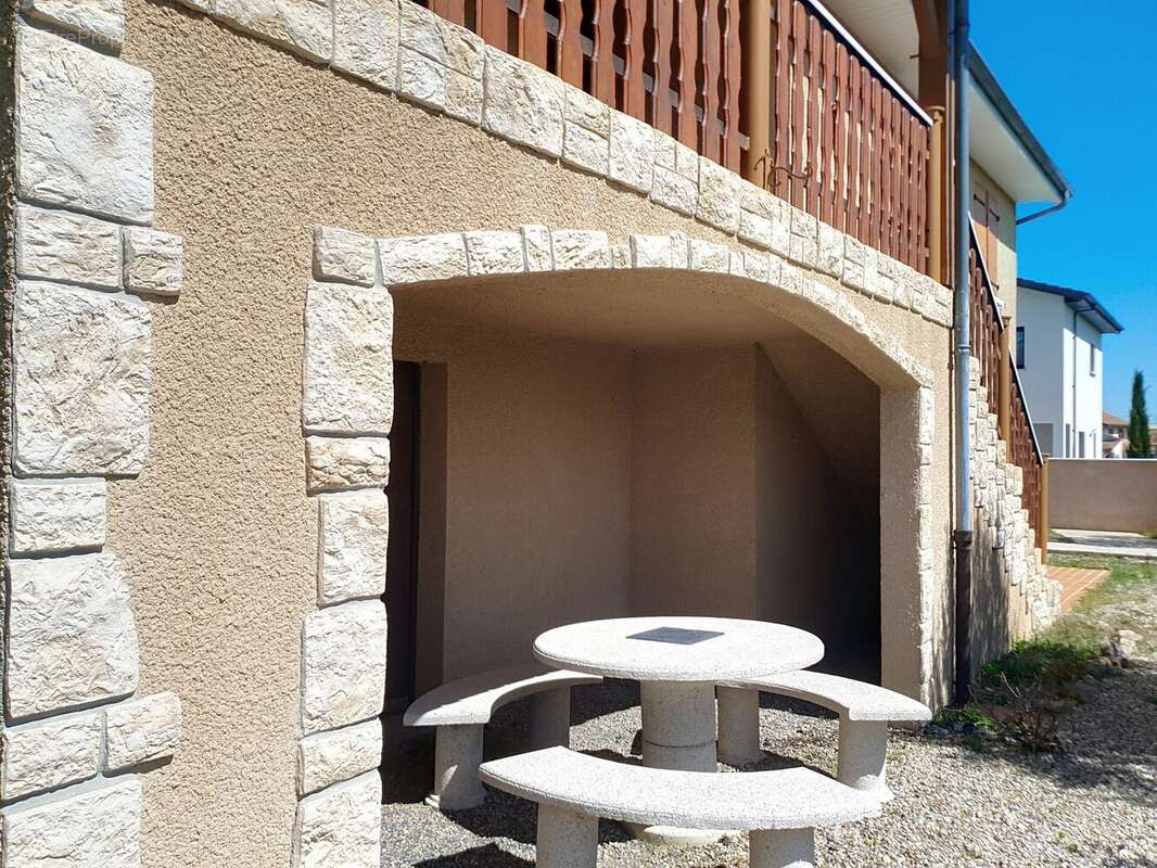 Maison à CHARVIEU-CHAVAGNEUX