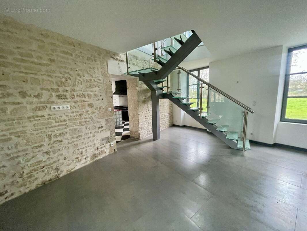 Maison à SALLES