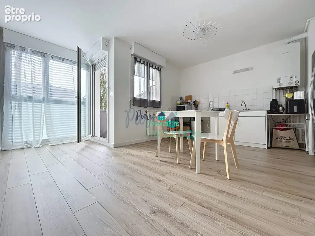 Appartement 3 pièces 65 m² à vendre à Lillebonne (76170) - photo 2