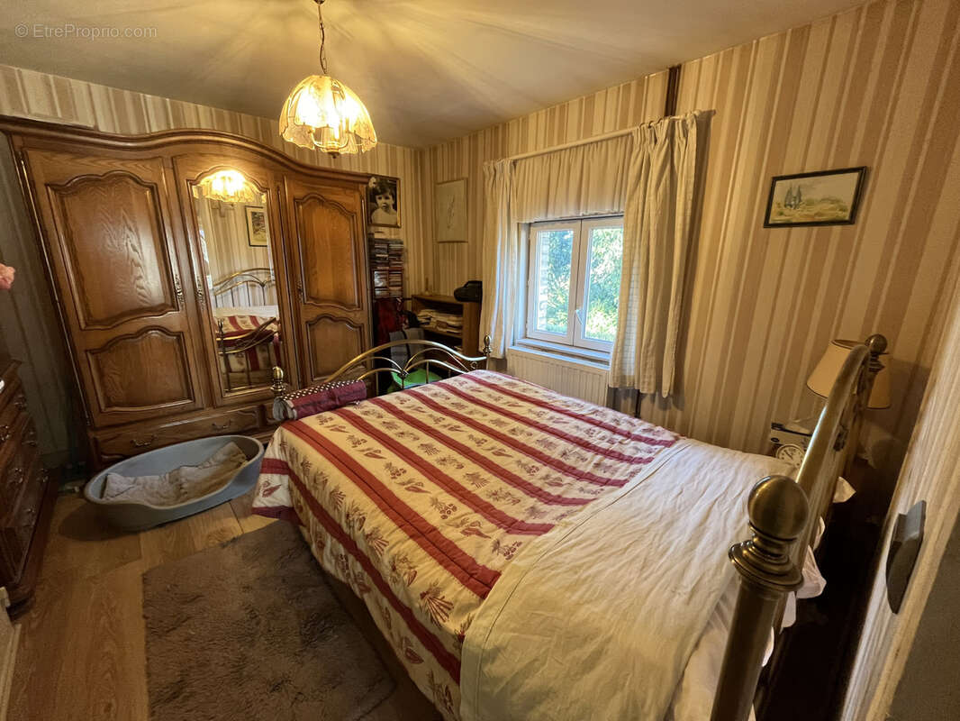 Maison à MAISNIERES