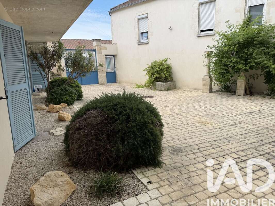 Photo 9 - Appartement à LA ROCHELLE