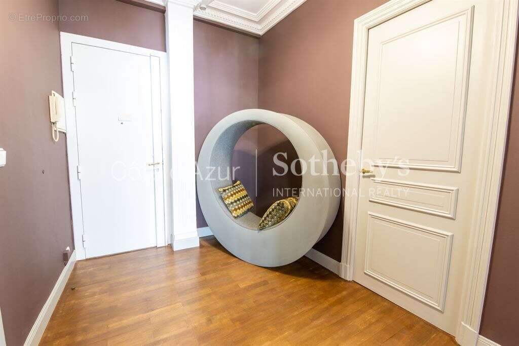 Nice Carré d’Or - Appartement rénové 64 m² dans l’Hôtel Negresco - photo 9