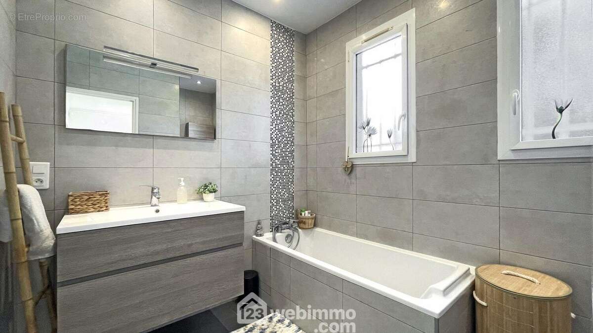 Maison à ORMESSON-SUR-MARNE