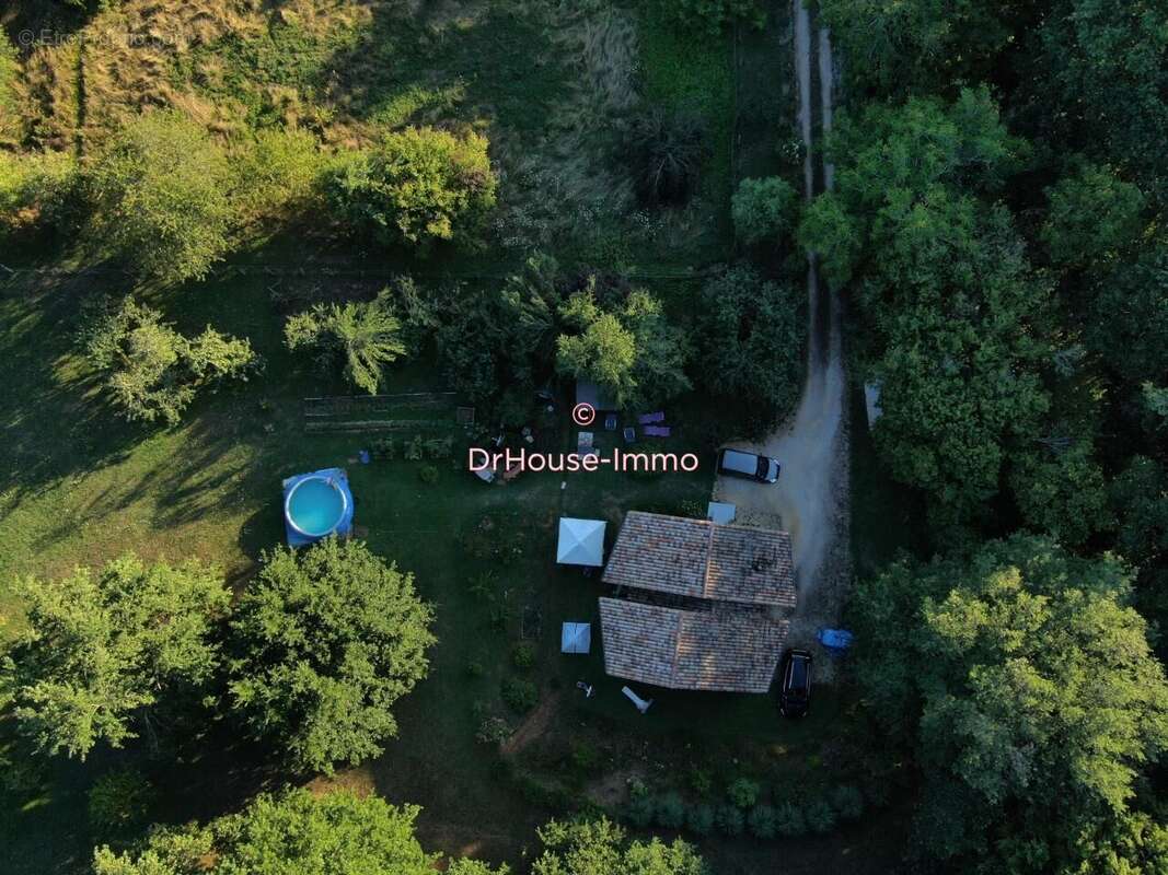 Maison 123 m² à Villefranche-Du-Perigord  - photo 2