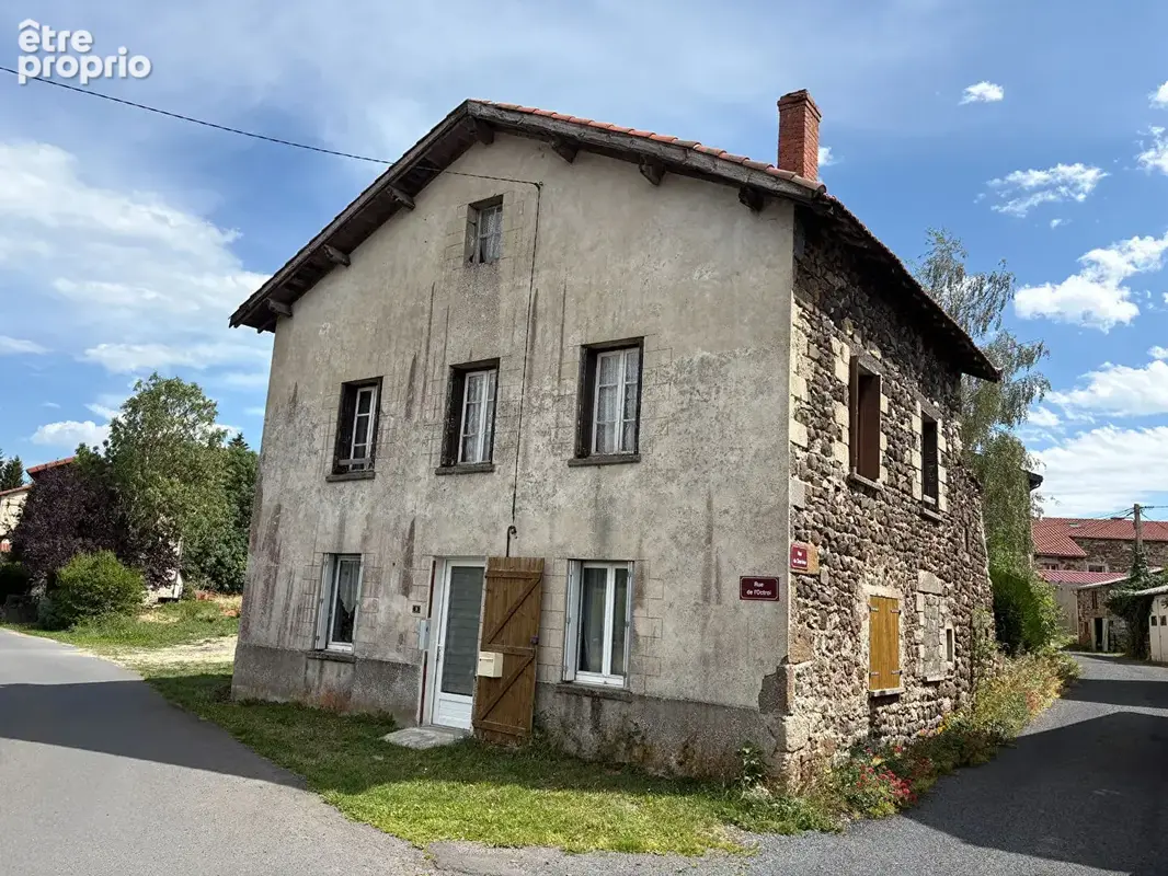 Maison à FIX-SAINT-GENEYS