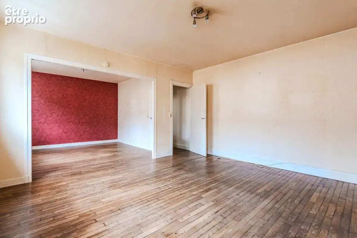 Appartement 4 pièces centre ville Vouziers 83 m2 - photo 3