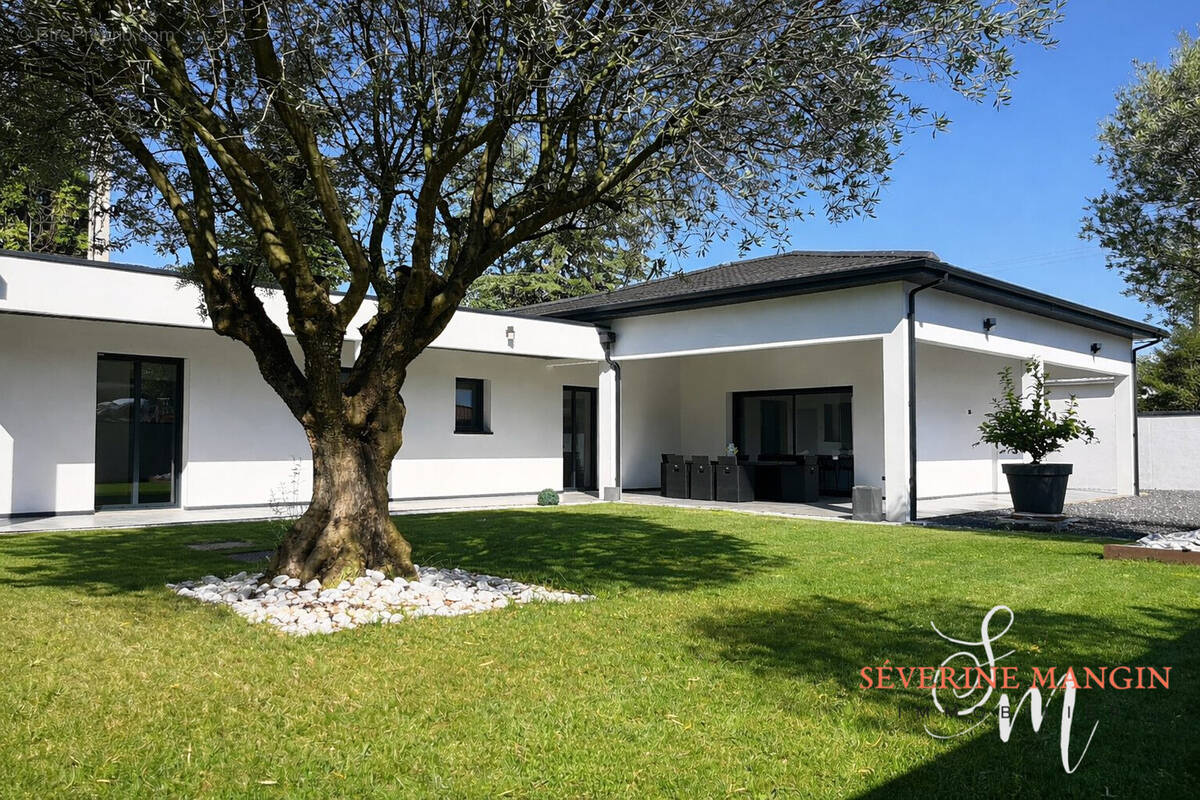 Maison à BOURG-DE-PEAGE