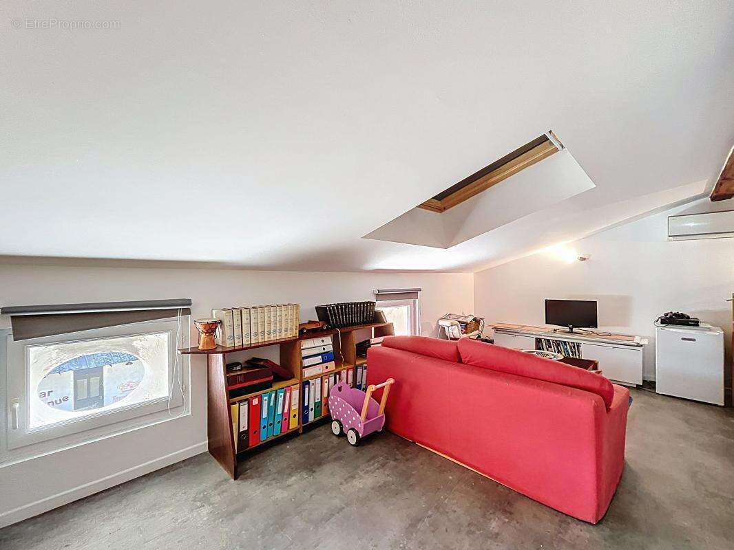 Maison à TOURNON-SUR-RHONE