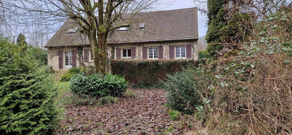 Maison à MERLIEUX-ET-FOUQUEROLLES