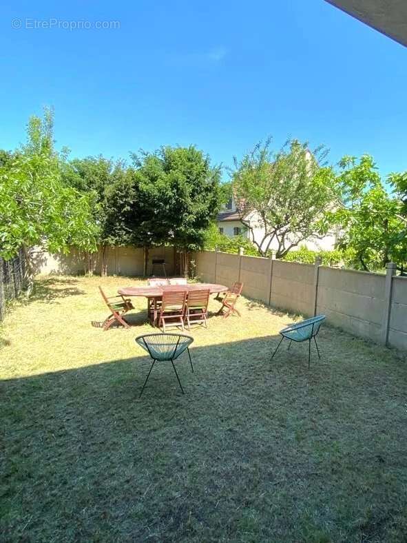 Maison à VITRY-SUR-SEINE