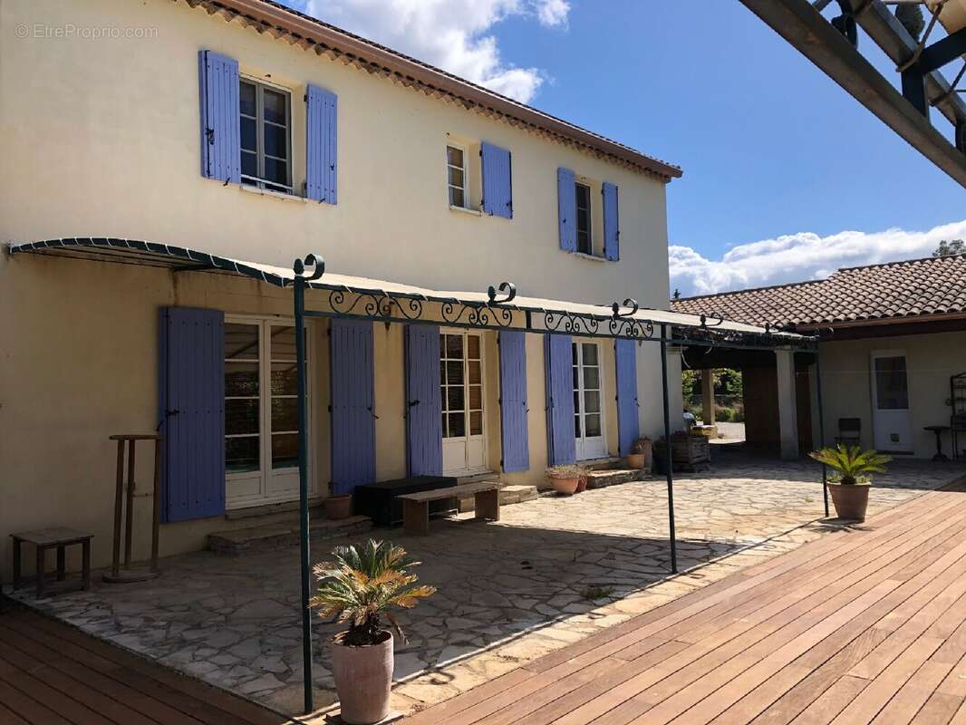 Maison à MONOBLET