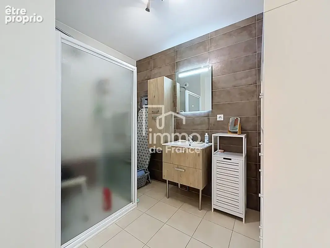 Appartement Oyonnax 3 pièce(s) 67,30m2 - photo 9