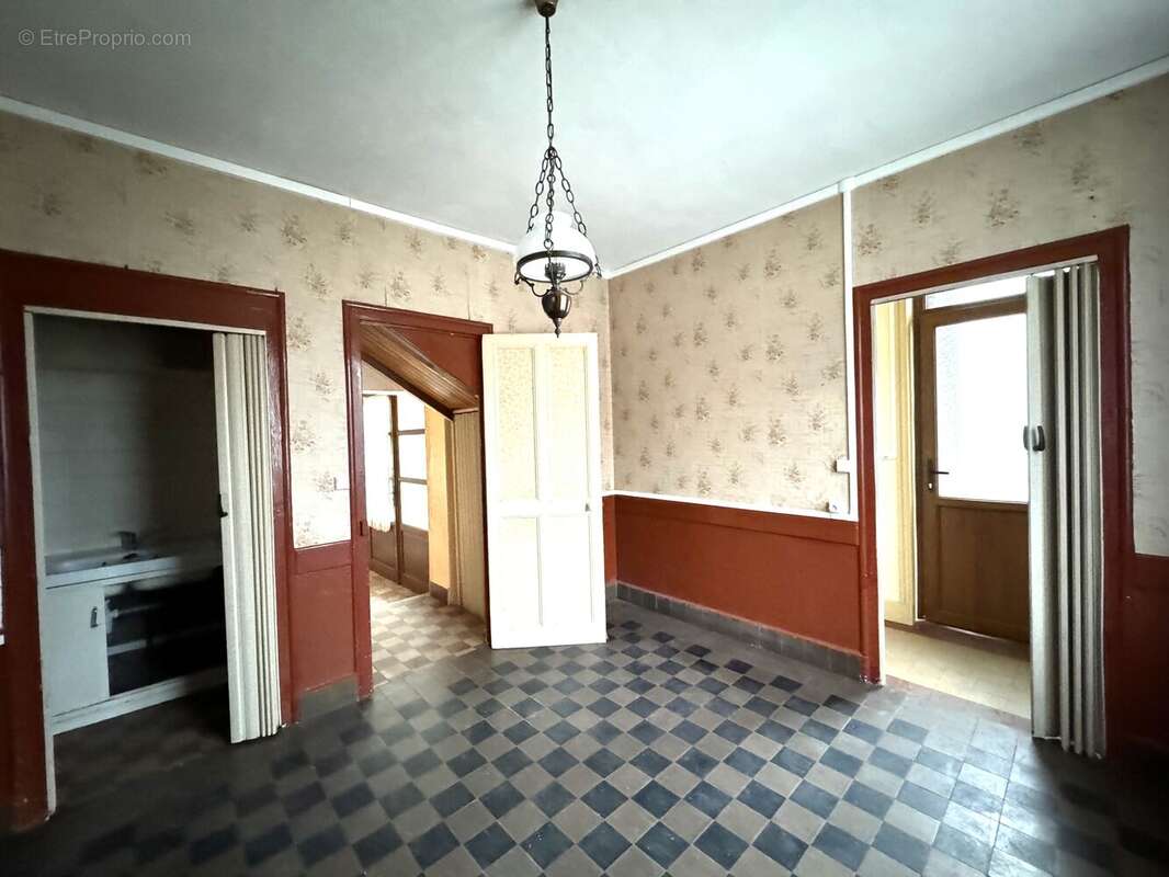 Photo 2 - Maison à LA PACAUDIERE