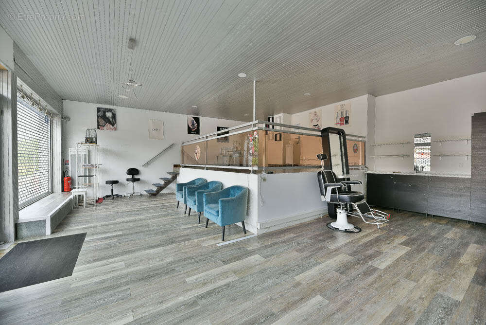 Commerce à LONGJUMEAU