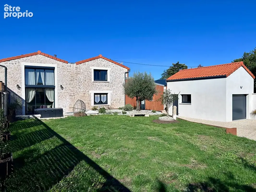 Maison Vouillé 6 pièce(s) 157.80 m2 - photo 15