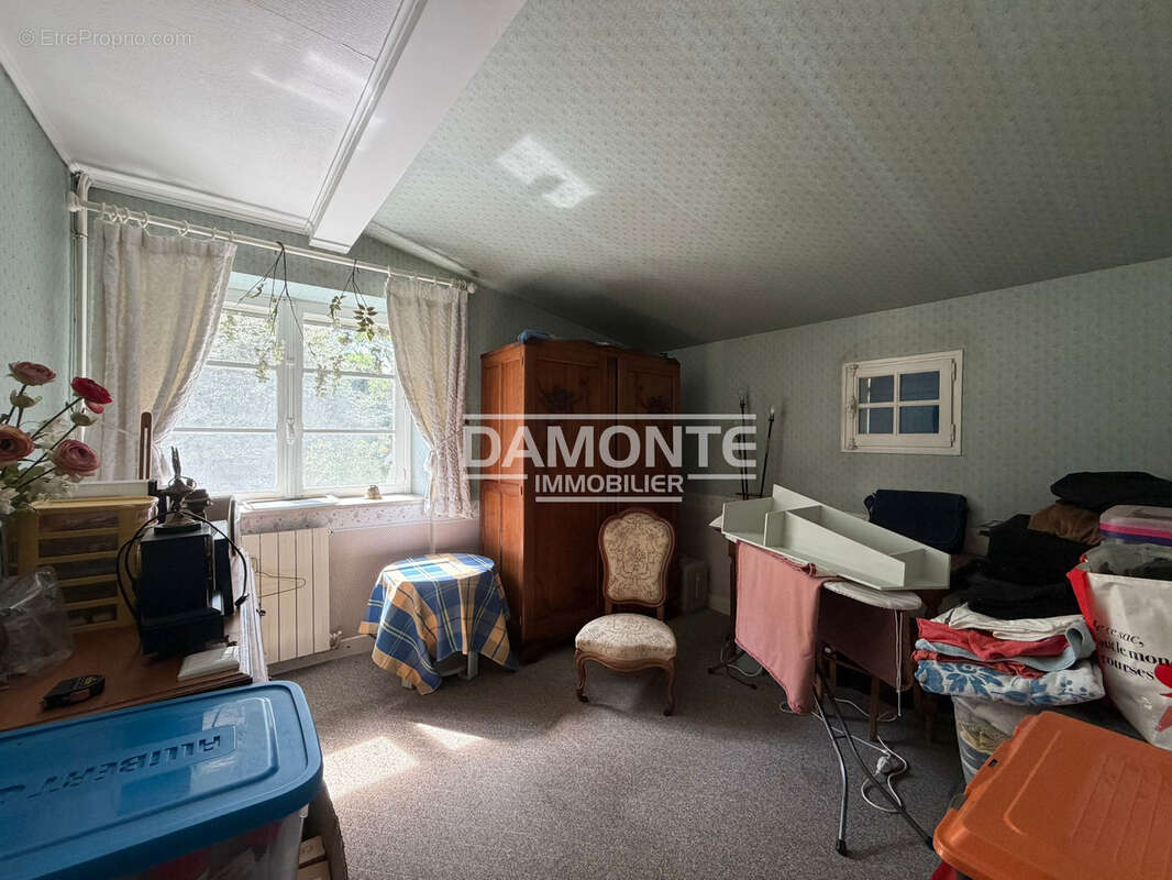 NOUVEAUTE- Propriété de T7 - photo 8