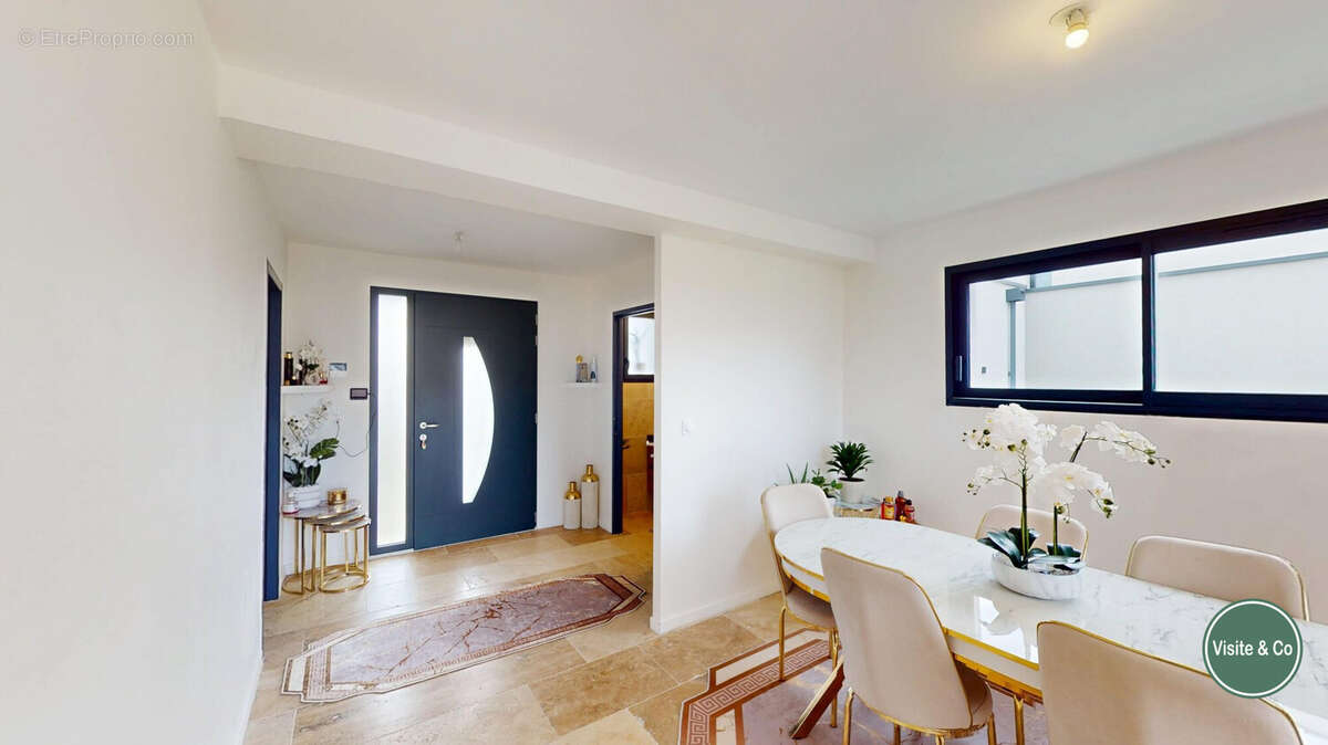 Maison à BLAINVILLE-SUR-ORNE