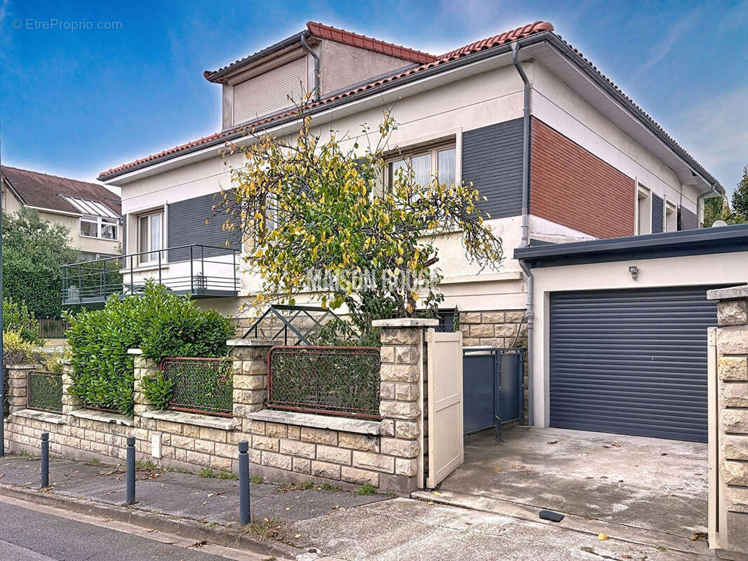 Maison à FONTENAY-SOUS-BOIS