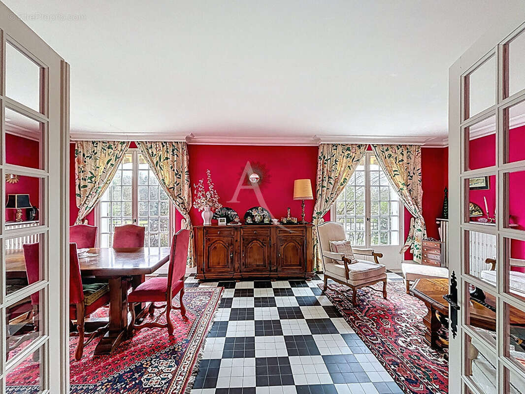 Maison à CHATEAU-GONTIER