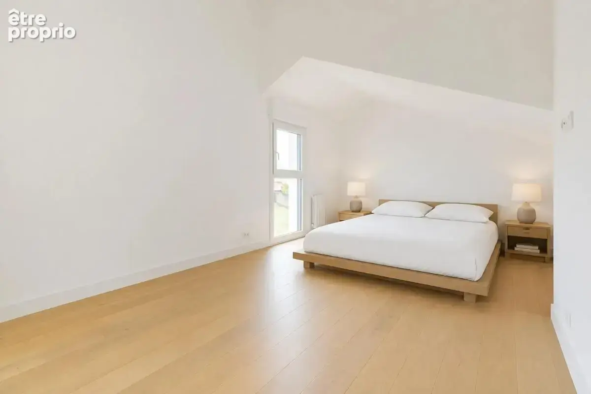 Maison de 8 pièces de 208 m² à Port-Saint-Père - photo 10