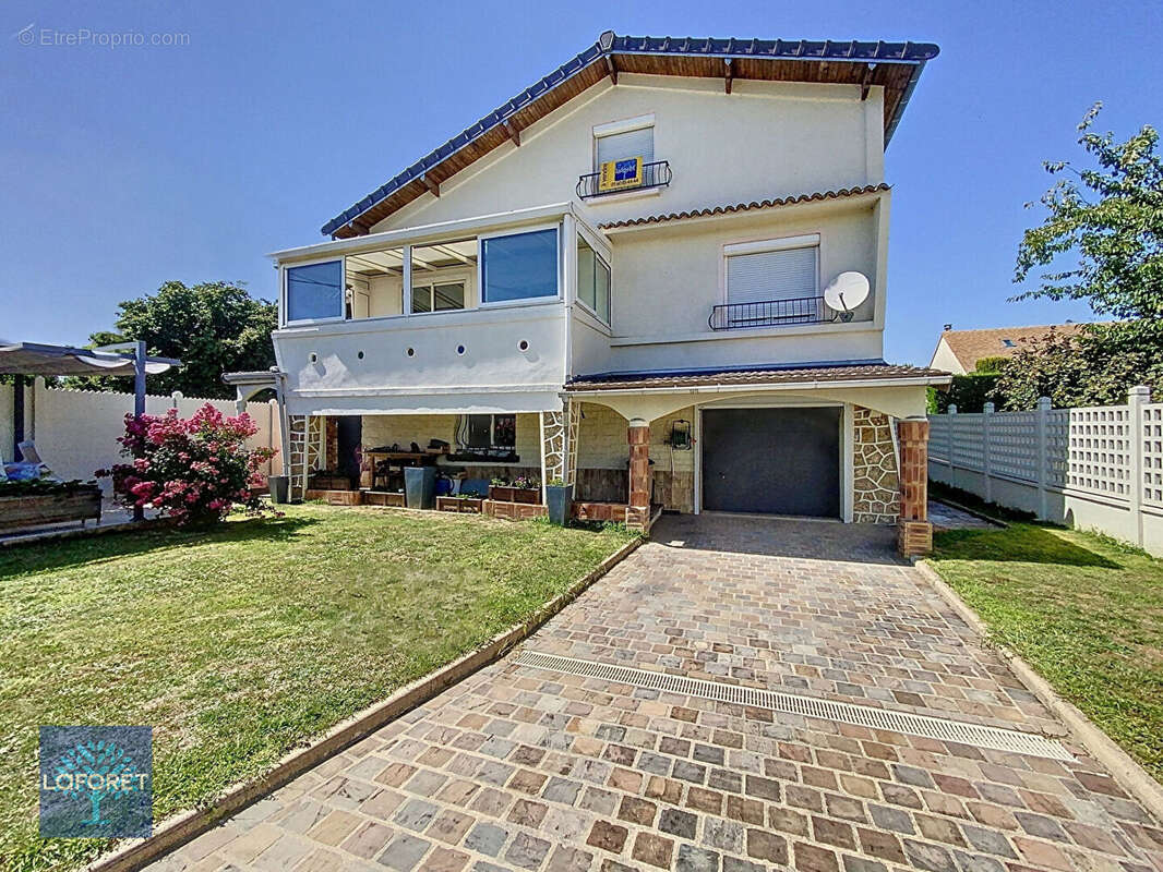 Maison à LEUVILLE-SUR-ORGE