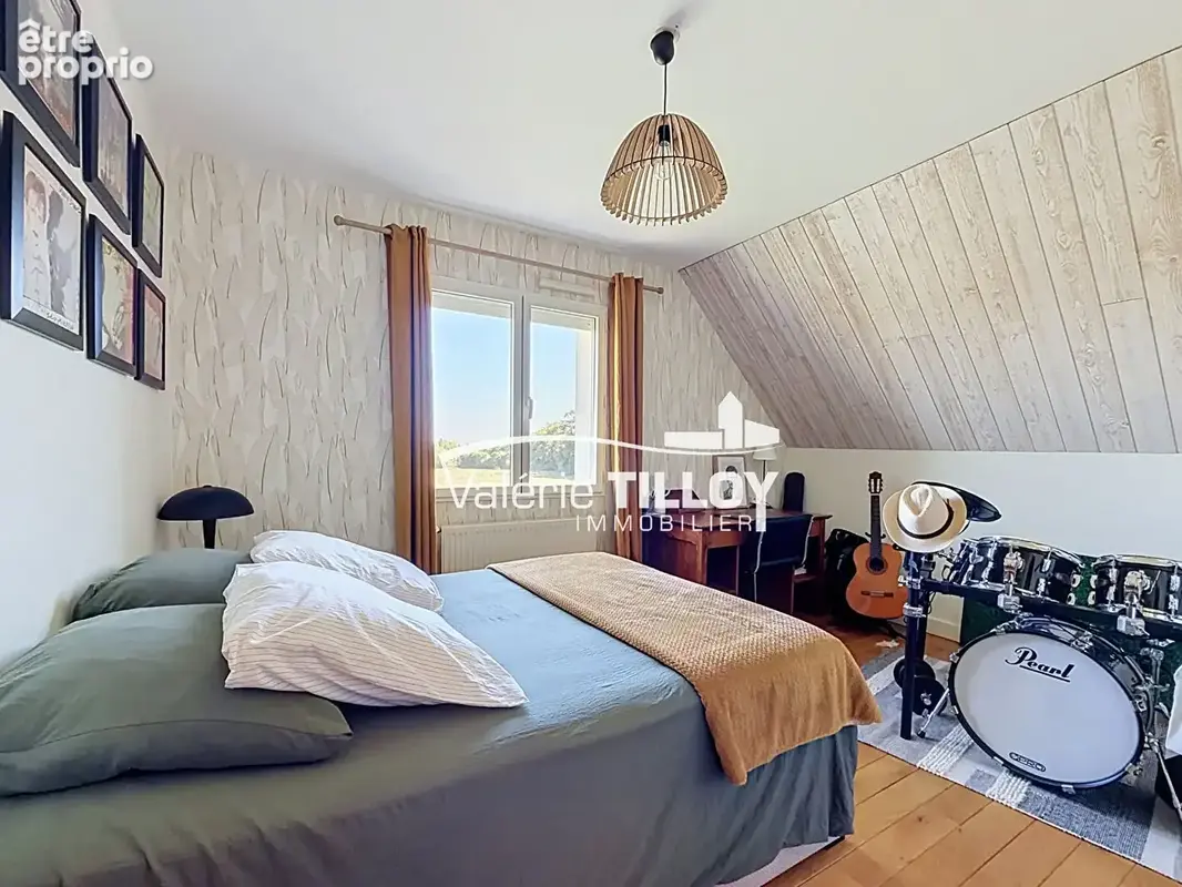 Maison à vendre à Bruz, Bois de Carcé : 138 m², 3 chambres et bureau, séjour de 46 m², jardin sans vis-à-vis, 2 terrasses et gar - photo 8