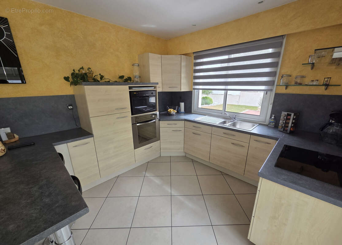 Maison à LA VERRIE
