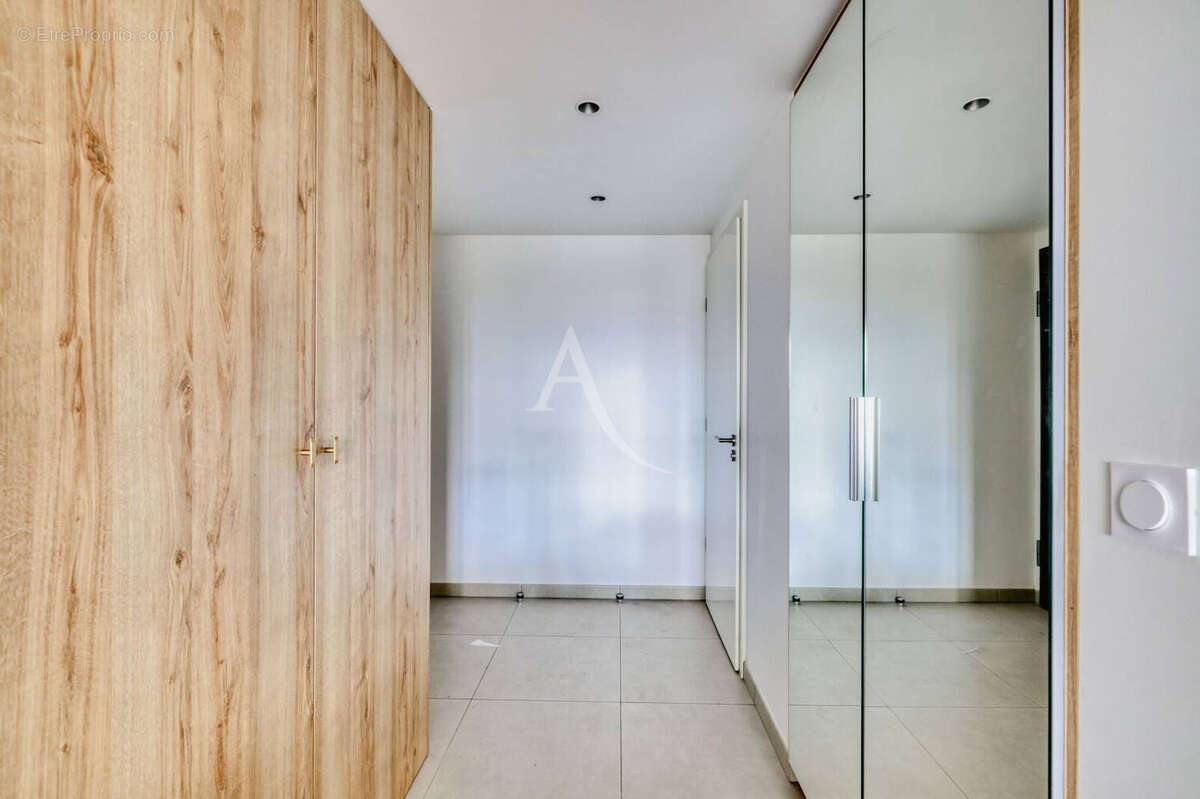 Appartement à OZOIR-LA-FERRIERE