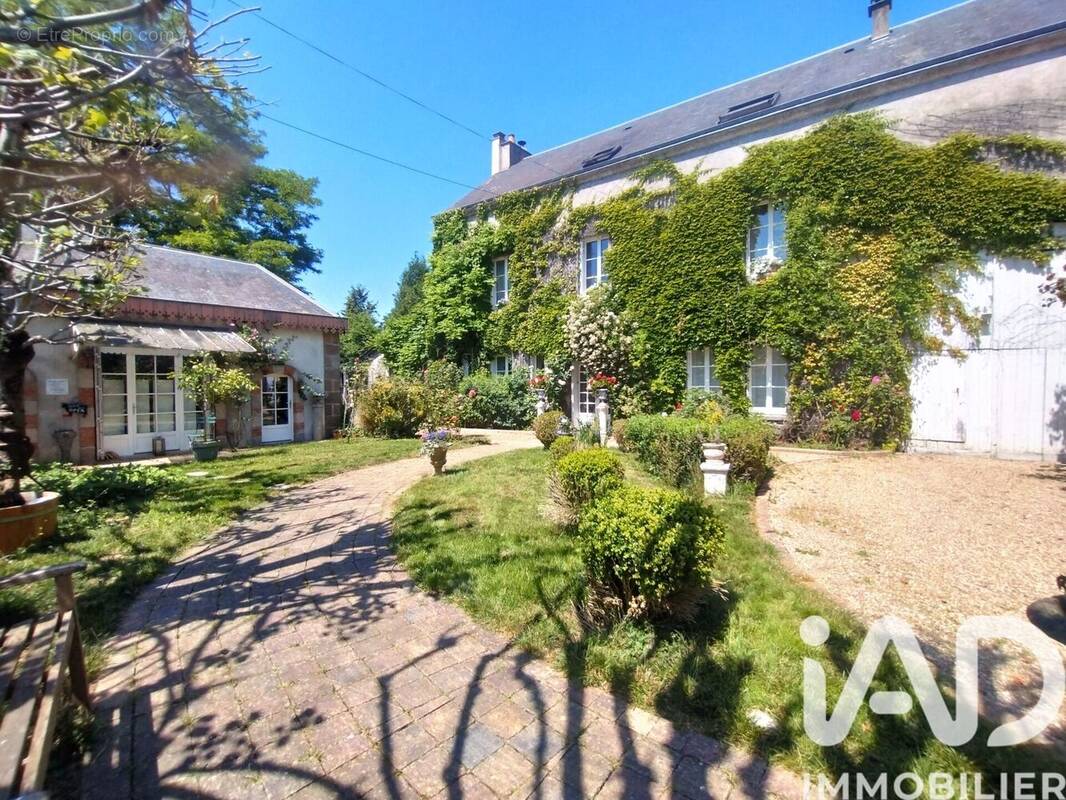 Photo 1 - Maison à SOUGE-LE-GANELON